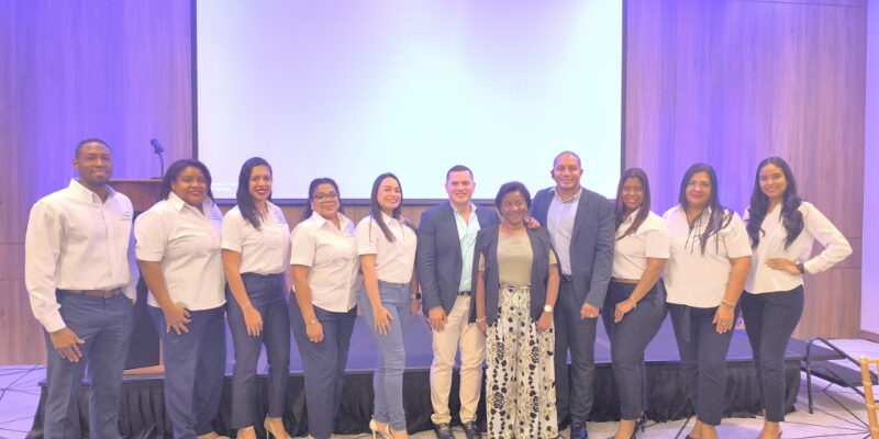 W. AGRADECEMOS ALTA TECNOLOGIA MEDICA S.A. POR LA COLABORACIÓN EN LA PONENCIA